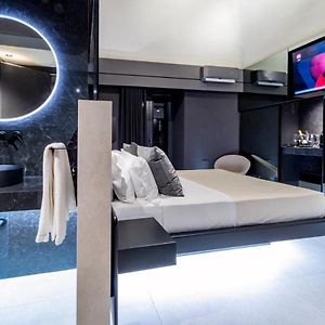 Queen Room Spa Bath